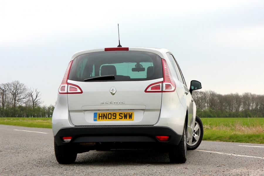  Renault Scenic 2009 года  (UK) (фото 33 из 37)